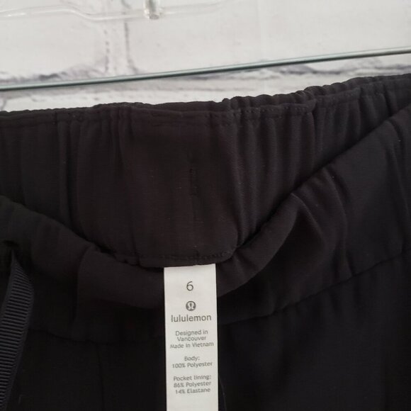 Lululemon On The Fly Wide Leg Pant - Picture 9 of 10